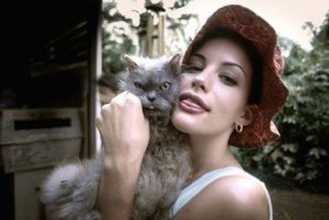 liv-tyler-et-son-chat