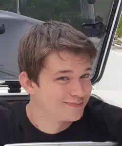 Petsitter LES LILAS 93260 – Guenhael