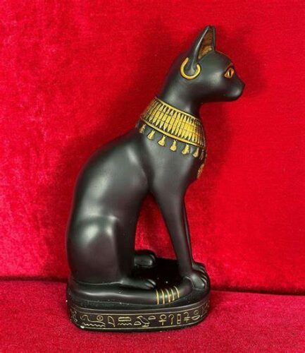 chat culture egyptienne - statue de Bastet
