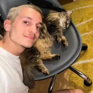 Petsitter Paris sud – Kevin