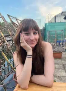 Petsitter Paris 75011 – Eline